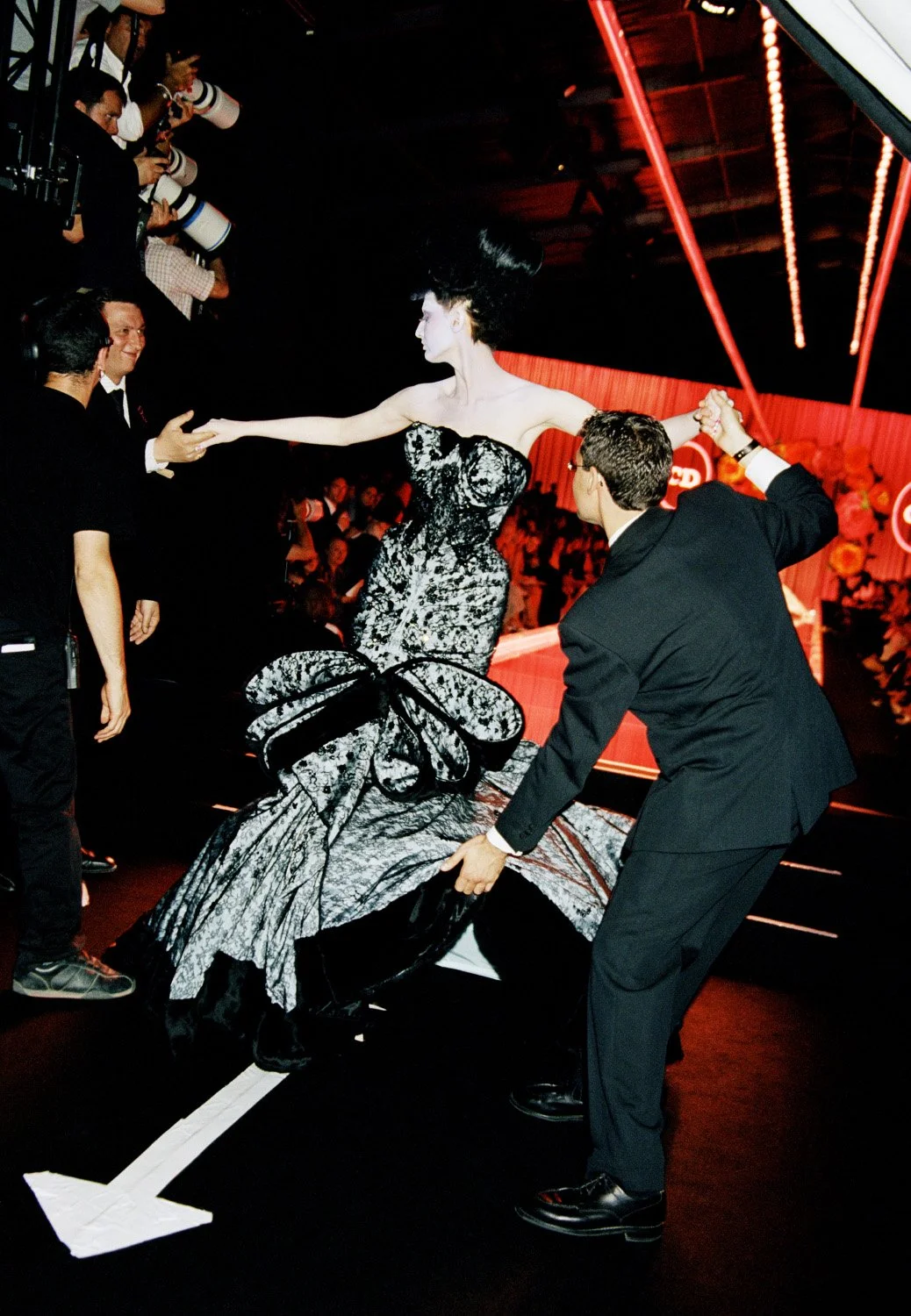 BACKSTAGE II — ROXANNE LOWIT